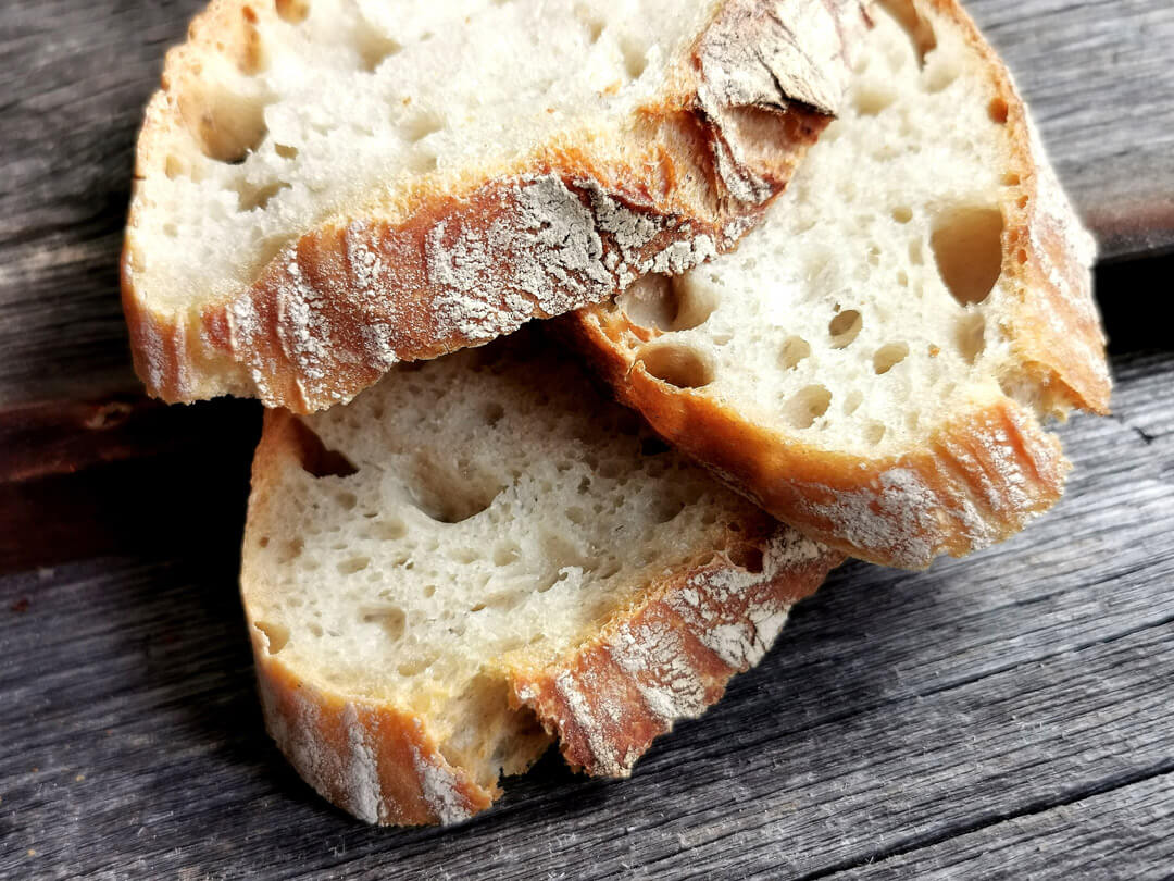 Italienisches Weißbrot - 5 Minuten No-Knead - www.brooot.de